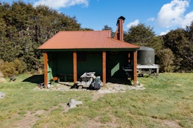 Gouland Downs hut