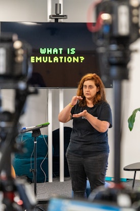 Sara Vieira at EdinburghJS